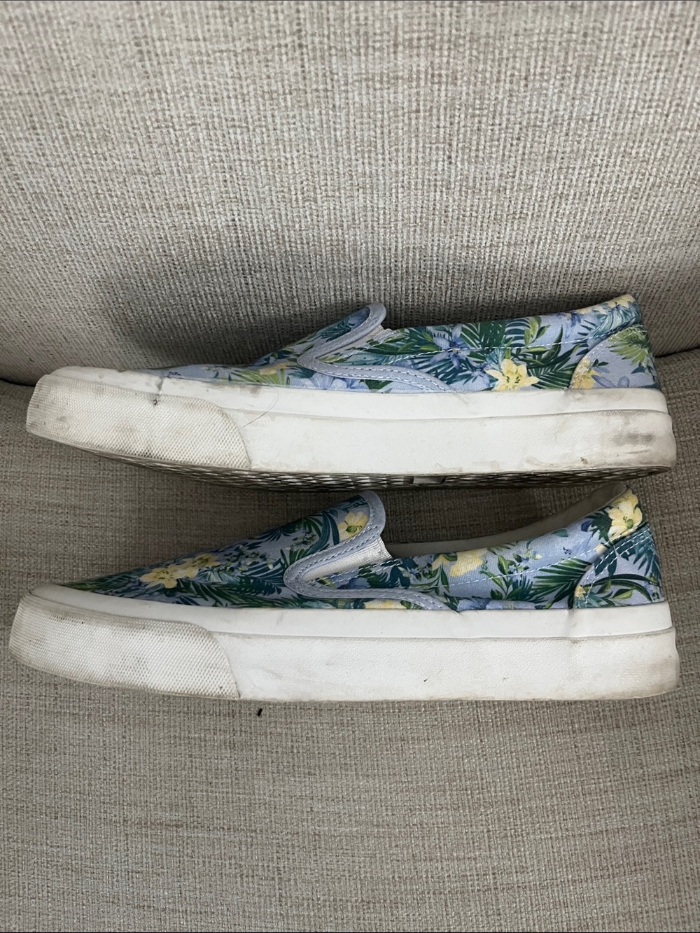 Tommy Bahama Floral Slip-On Canvas Sneakers - Picture 8 of 9